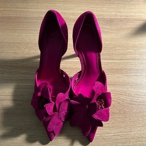 COPY - Zara fuxia flowers pumps
